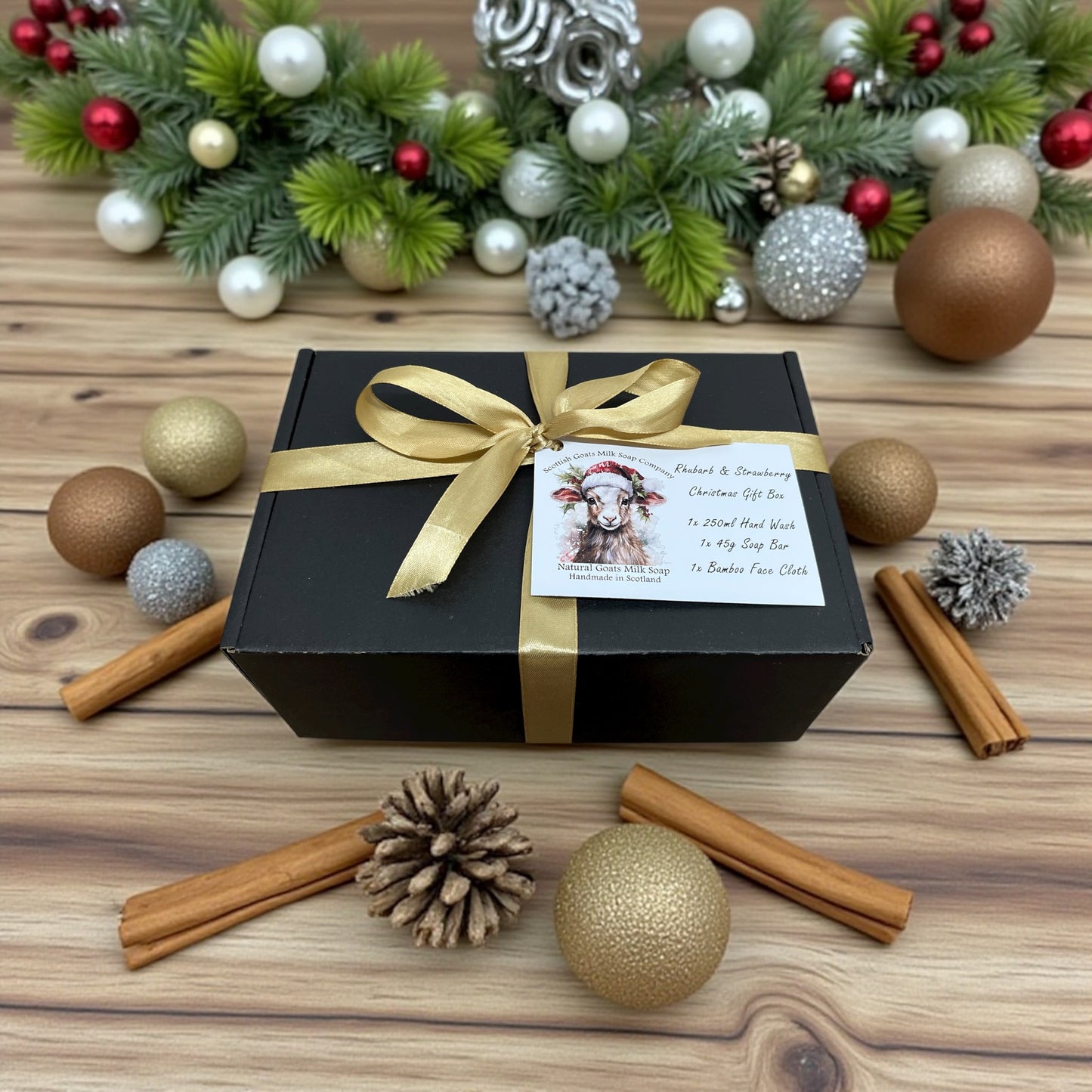 Luxury Christmas Goats Milk Hand Wash and Soap Bar Gift Set | 5 Scent Boxes to Choose From | Gift Boxed