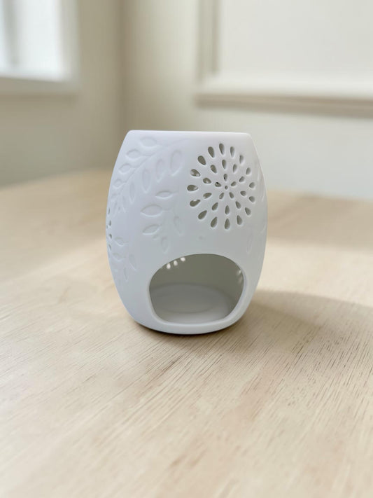 Beautiful White Ceramic Wax Melt & Oil Burner