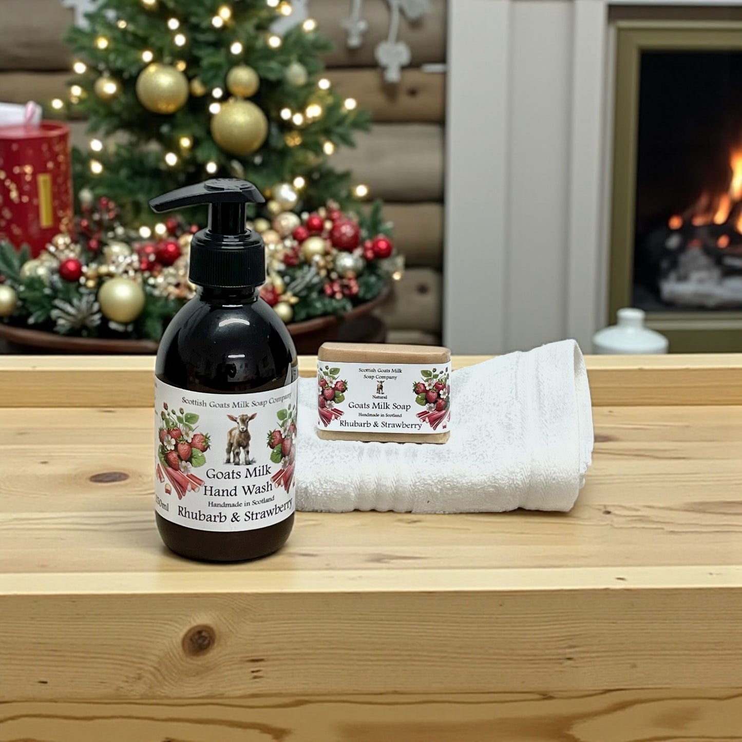 Luxury Christmas Goats Milk Hand Wash and Soap Bar Gift Set | 5 Scent Boxes to Choose From | Gift Boxed