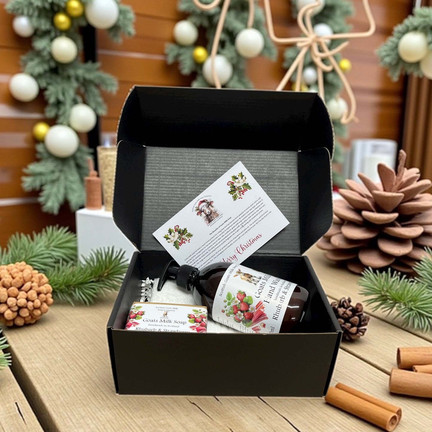 Luxury Christmas Goats Milk Hand Wash (500ml) and Soap Bar Gift Set |6 Scent Boxes to Choose From | Gift Boxed